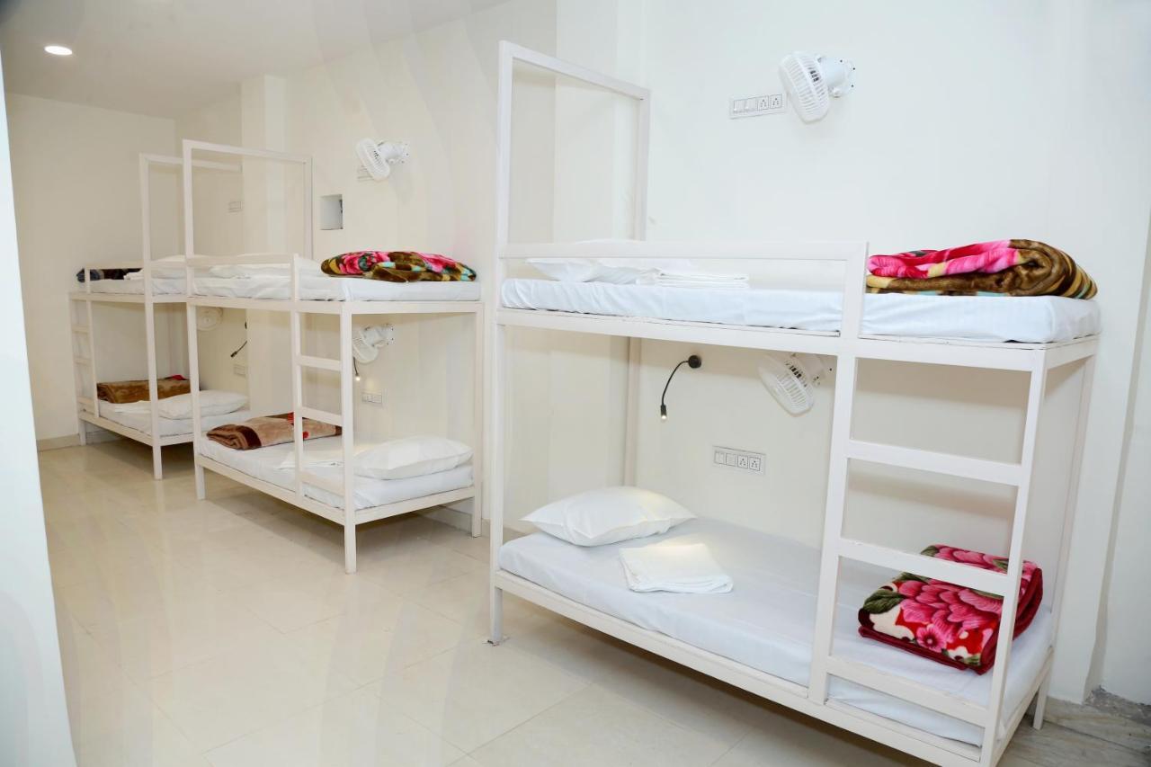 The Charlie'S Hostel 뉴델리 외부 사진